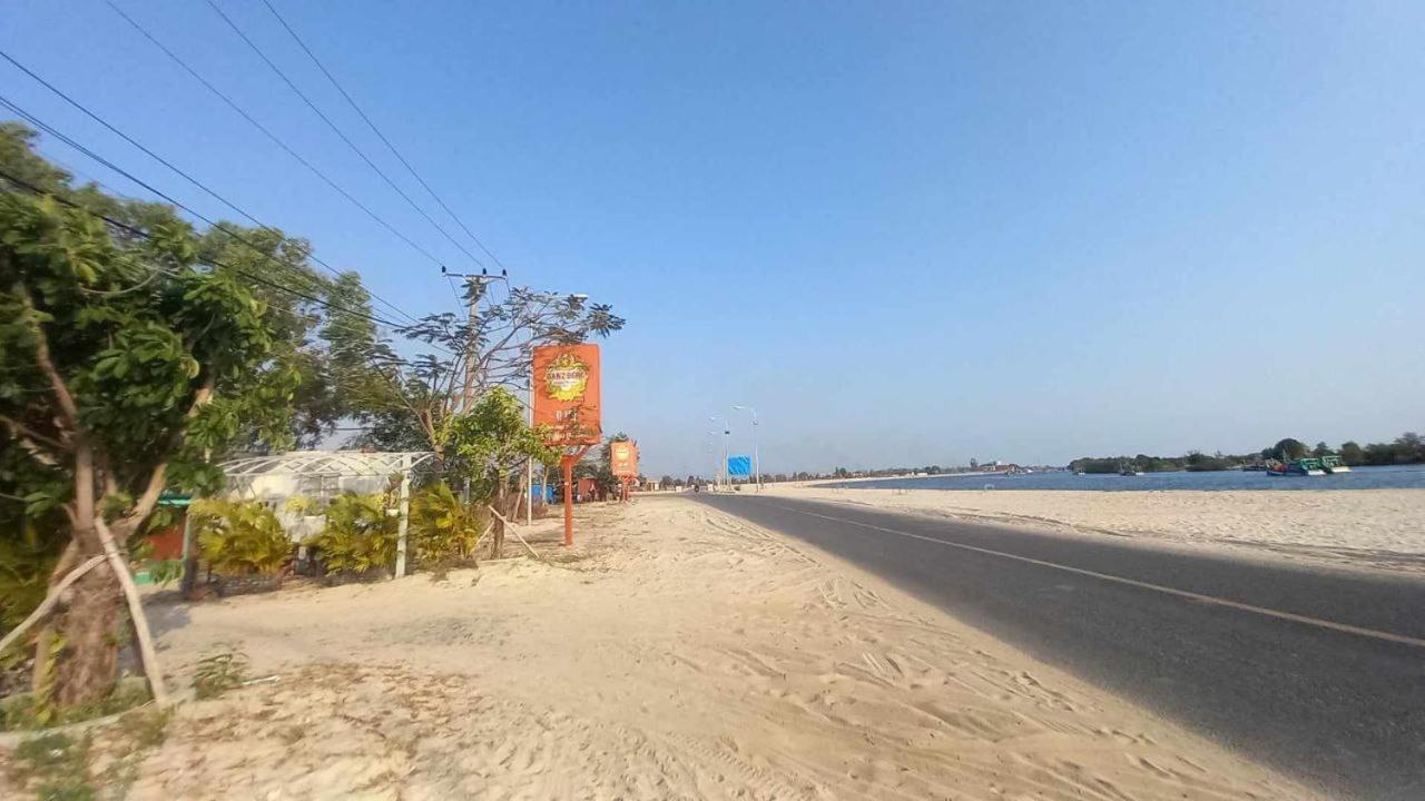 La Plage De Kampot By Lee & Hap Guest House Exterior photo